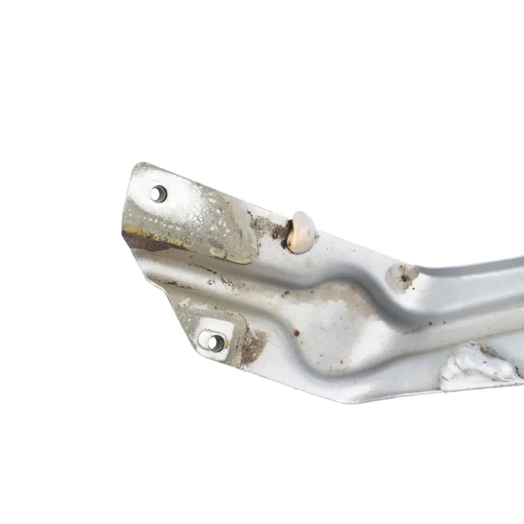 VW Scirocco Mk3 Staffa Montaggio Anteriore Sinistro Argento Riflesso - A7W - SKU 1K8821135-RES - Numero di parte 1K8821135