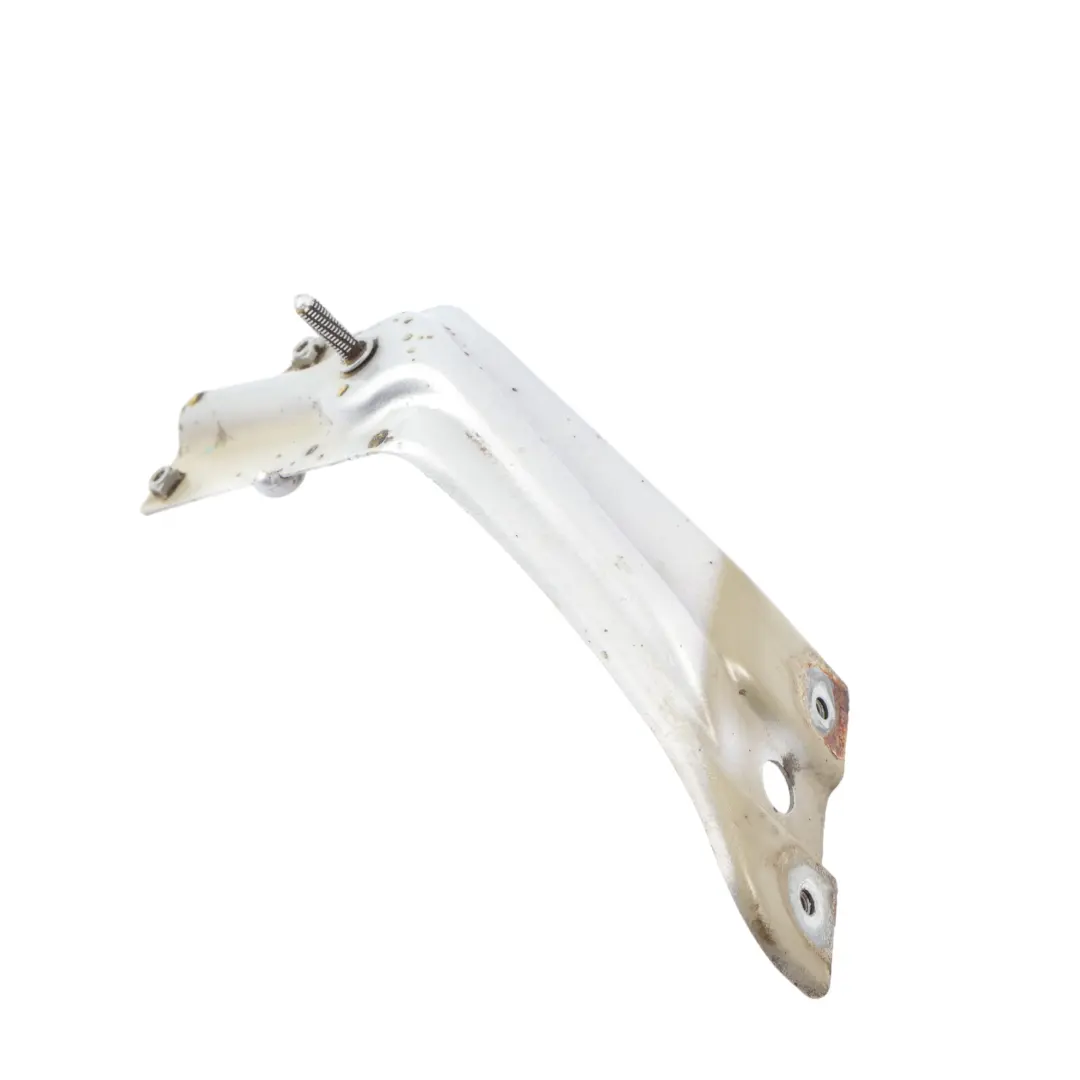 VW Scirocco Mk3 Kotflügel Halterung Vorne Links Reflexsilber - A7W - SKU 1K8821135-RES - Teilenummer 1K8821135