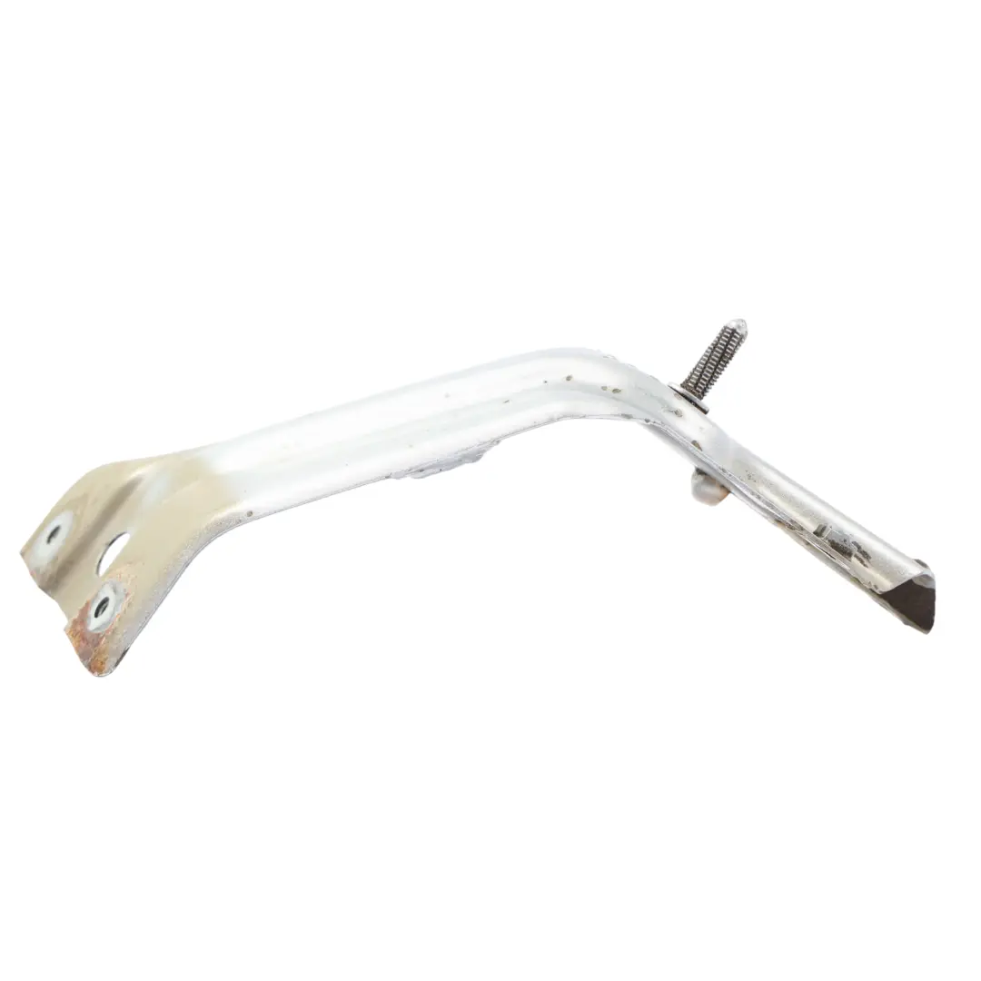 Mk3 Kotflügel Halterung Vorne Links Reflexsilber - A7W für VW Scirocco mit Teilenummer 1K8821135 VW Scirocco Mk3 Kotflügel Halterung Vorne Links Reflexsilber - A7W - SKU 1K8821135-RES - Teilenummer 1K8821135