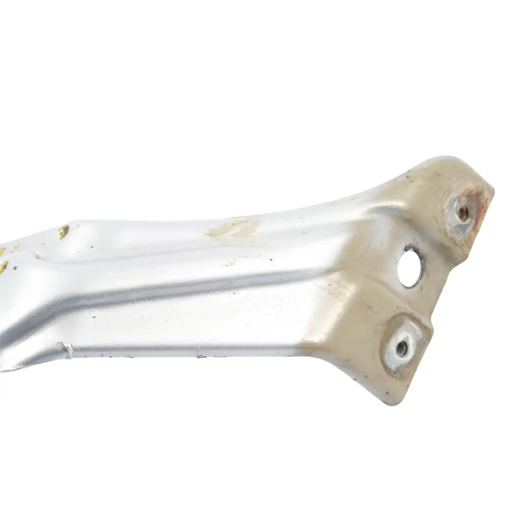 Mk3 Front Wing Panel Bracket Mount Right O/S Reflex Silver - A7W to VW Scirocco with Part number 1K8821136 VW Scirocco Mk3 Front Wing Panel Bracket Mount Right O/S Reflex Silver - A7W - SKU 1K8821136-RES - Part number 1K8821136