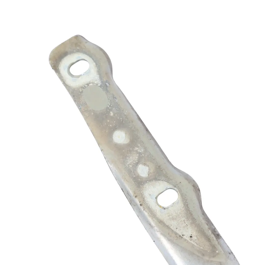 Mk3 Bisagra Delantero Lado Izquierdo Plata Reflectante - A7W para Volkswagen Scirocco con número de pieza 1K8823301E Volkswagen Scirocco Mk3 Bisagra Delantero Lado Izquierdo Plata Reflectante - A7W - SKU 1K8823301E-RES - Número de pieza 1K8823301E