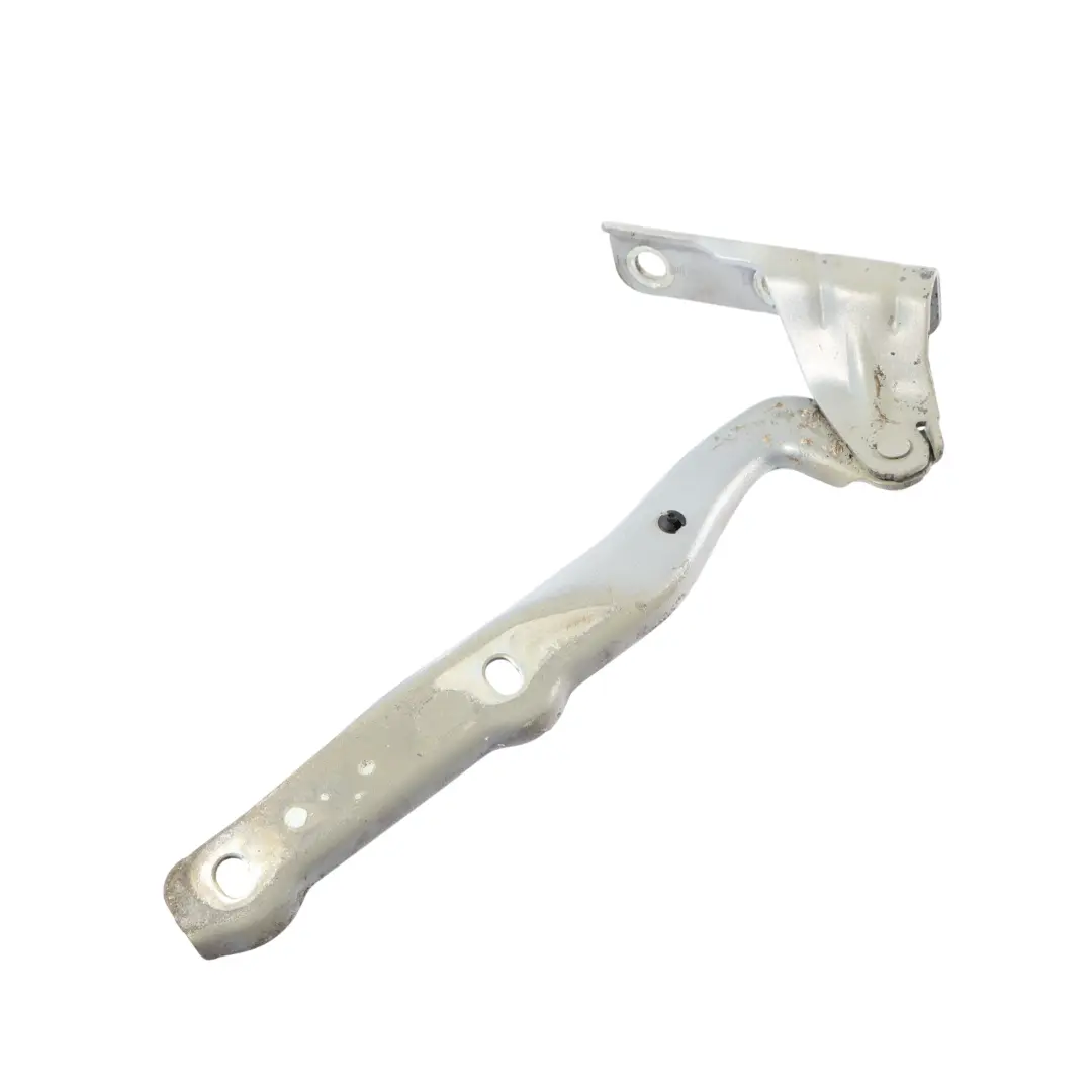 Mk3 Cerniera Cofano Anteriore Sinistro Reflex Silver - A7W per Volkswagen Scirocco con numero di parte 1K8823302E Volkswagen Scirocco Mk3 Cerniera Cofano Anteriore Sinistro Reflex Silver - A7W - SKU 1K8823302E-RES - Numero di parte 1K8823302E
