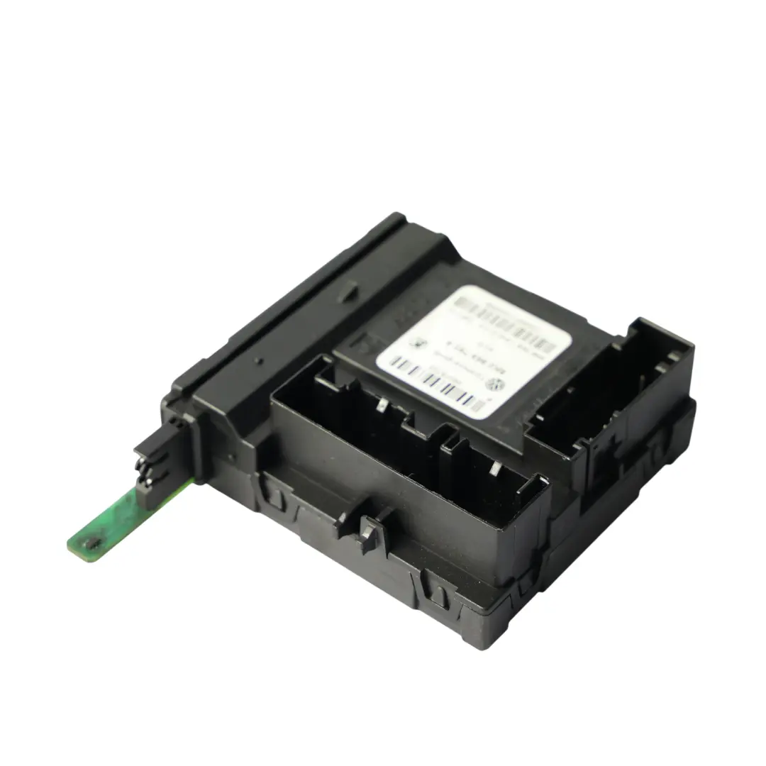 Mk3 Módulo De Control Motor Elevalunas Lado Pasajero para VW Scirocco con número de pieza 1K8837461G VW Scirocco Mk3 Módulo De Control Motor Elevalunas Lado Pasajero - SKU 5K0959792A - Número de pieza 1K8837461G