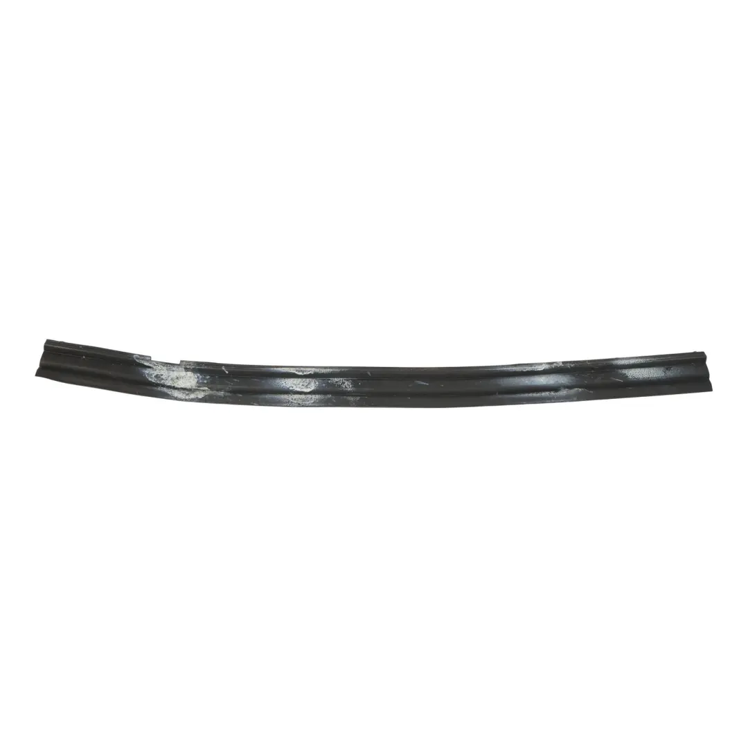 Mk3 Guarnizione Porta Esterna Pilastro A Destra per Volkswagen Scirocco con numero di parte 1K8837716B Volkswagen Scirocco Mk3 Guarnizione Porta Esterna Pilastro A Destra - SKU 1K8837716B - Numero di parte 1K8837716B