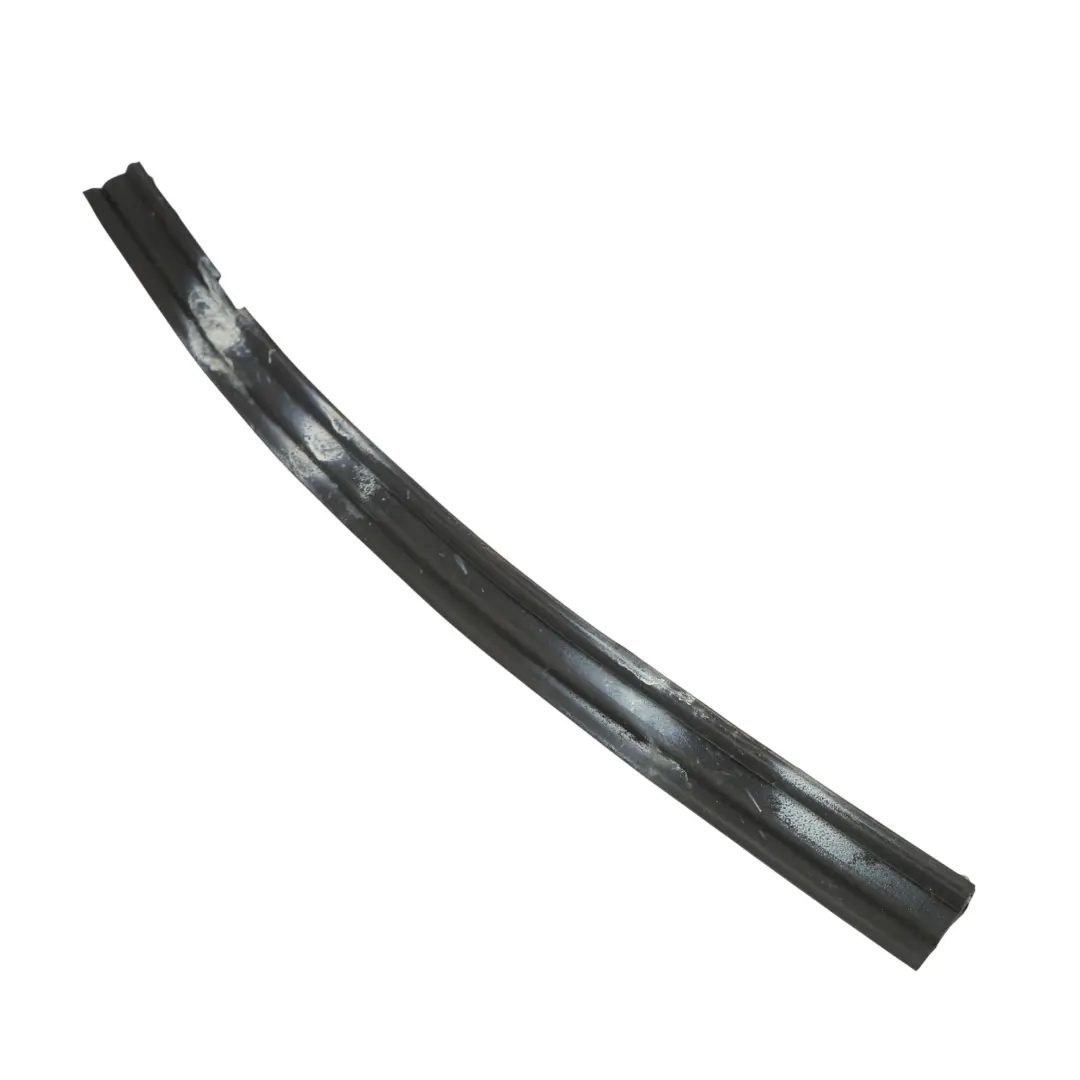 Volkswagen Scirocco Mk3 Guarnizione Porta Esterna Pilastro A Destra - SKU 1K8837716B - Numero di parte 1K8837716B