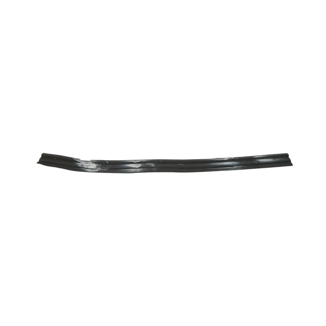 Mk3 Guarnizione Porta Esterna Pilastro A Destra per Volkswagen Scirocco con numero di parte 1K8837716B Volkswagen Scirocco Mk3 Guarnizione Porta Esterna Pilastro A Destra - SKU 1K8837716B - Numero di parte 1K8837716B