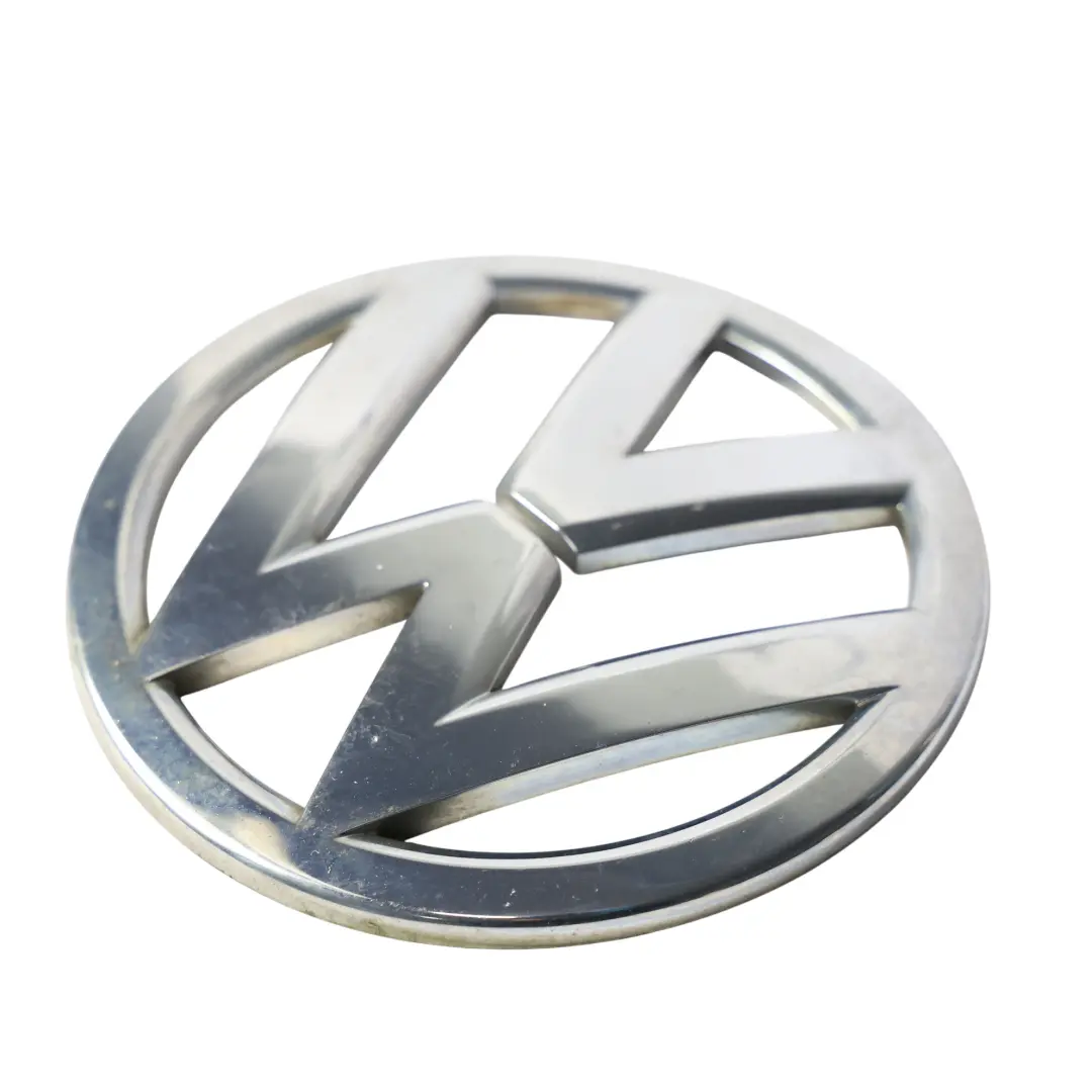 Mk3 Logo Emblème Avant pour Volkswagen VW Scirocco à propos du numéro de pièce 1K8853601 Volkswagen VW Scirocco Mk3 Logo Emblème Avant - SKU 1K8853601 - Numéro de pièce 1K8853601