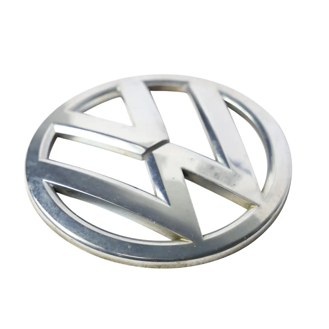 Volkswagen VW Scirocco Mk3 Logo Emblème Avant - SKU 1K8853601 - Numéro de pièce 1K8853601