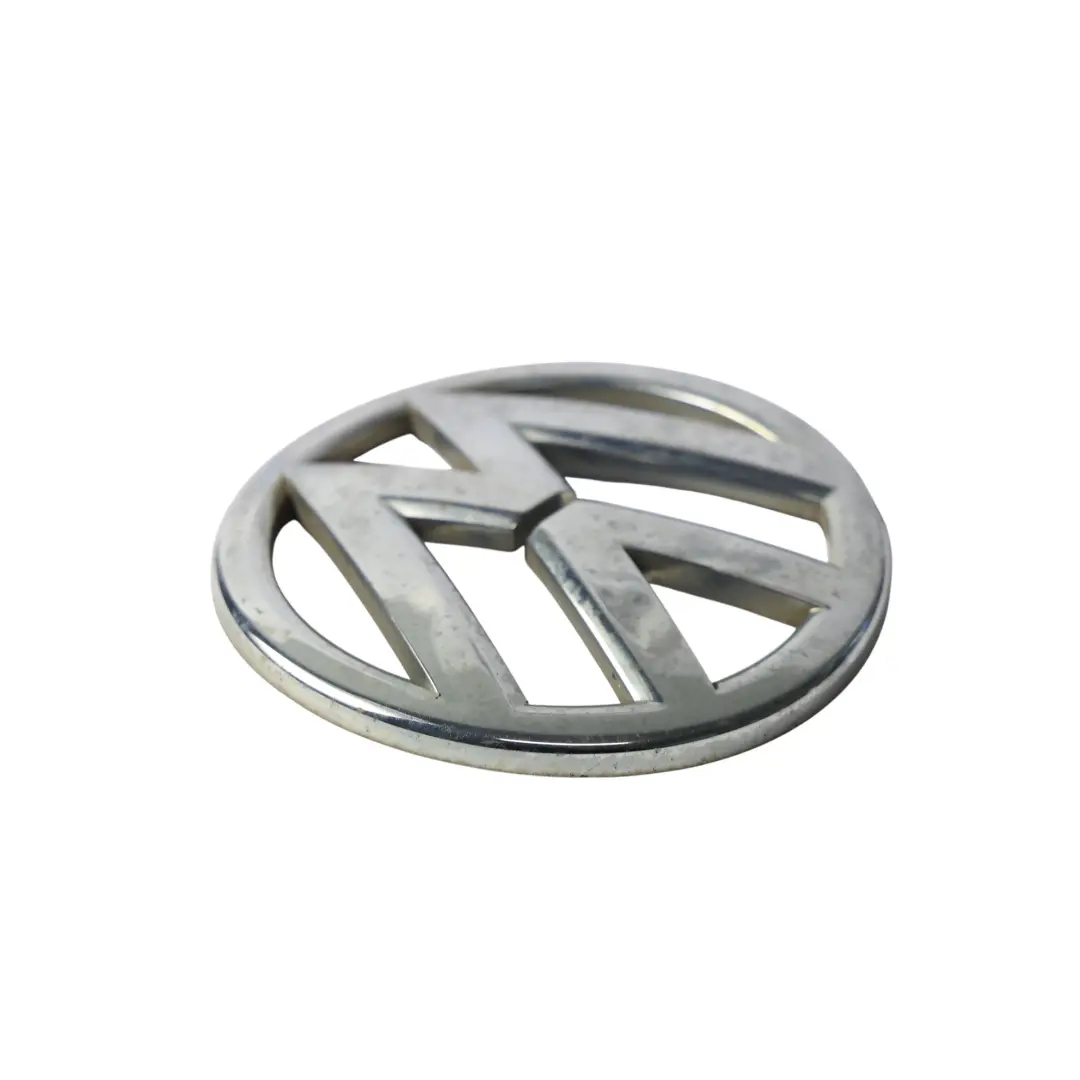 Emblem Logo Hinten Kofferraumabzeichen Heckklappe für VW Scirocco III mit Teilenummer 1K8853630B VW Scirocco III Emblem Logo Hinten Kofferraumabzeichen Heckklappe - SKU 1K8853630B-1 - Teilenummer 1K8853630B