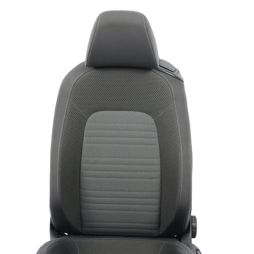 Mk3 3Dr Fotel Przedni Lewy Przód Materiał Czarno Szary do Volkswagen Scirocco o numerze 1K8881805AL Volkswagen Scirocco Mk3 3Dr Fotel Przedni Lewy Przód Materiał Czarno Szary - SKU 1K8881805AL-1 - Numer Części 1K8881805AL