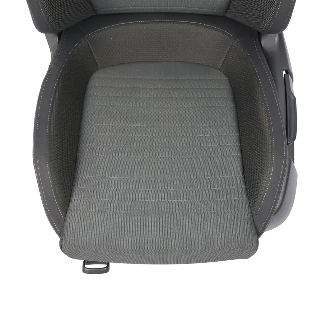 Mk3 3Dr Sedile Anteriore Sinistro Tessuto Nero Grigio per Volkswagen Scirocco con numero di parte 1K8881805AL Volkswagen Scirocco Mk3 3Dr Sedile Anteriore Sinistro Tessuto Nero Grigio - SKU 1K8881805AL-1 - Numero di parte 1K8881805AL