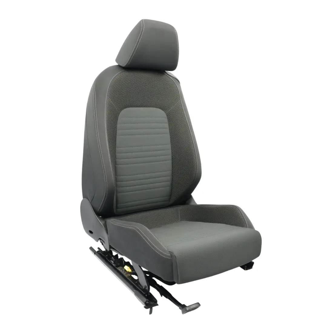 Volkswagen Scirocco Mk3 3Dr Fotel Przedni Lewy Przód Materiał Czarno Szary - SKU 1K8881805AL-1 - Numer Części 1K8881805AL