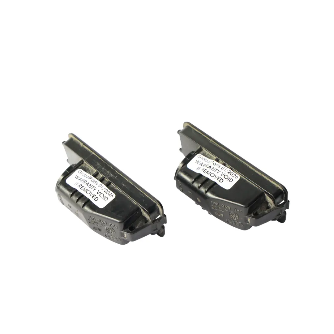 Zestaw Lampek Tablicy Rejestracyjnej Tył do VW Volkswagen Crafter SY o numerze 1K8943021 VW Volkswagen Crafter SY Zestaw Lampek Tablicy Rejestracyjnej Tył - SKU 1K8943021-1 - Numer Części 1K8943021