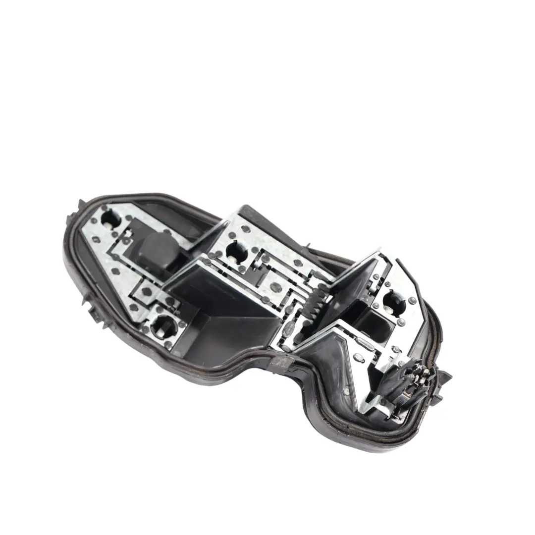 Mocowanie Żarówek Lampy Lewy Tył do Volkswagen VW Scirocco III o numerze 1K8945257C Volkswagen VW Scirocco III Mocowanie Żarówek Lampy Lewy Tył - SKU 1K8945257C - Numer Części 1K8945257C