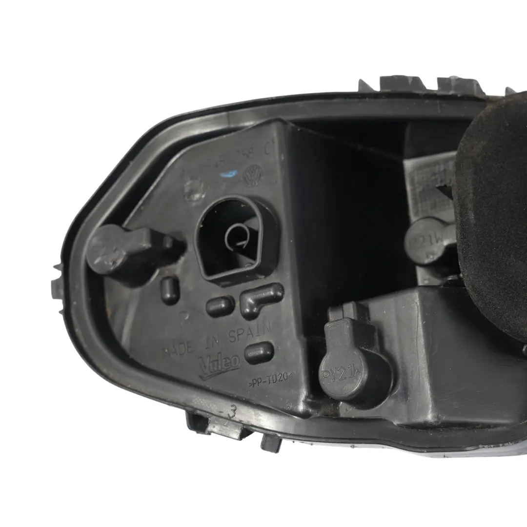 Mk3 Rücklicht Glühbirnen Halter Sockel Rechts für Volkswagen Scirocco mit Teilenummer 1K8945258C Volkswagen Scirocco Mk3 Rücklicht Glühbirnen Halter Sockel Rechts - SKU 1K8945258C - Teilenummer 1K8945258C