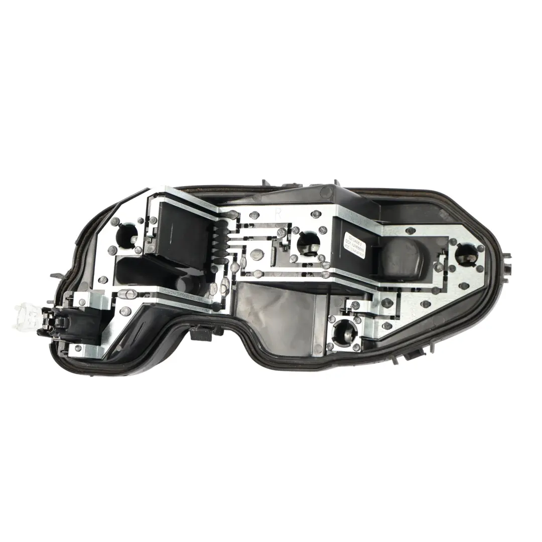 Volkswagen Scirocco Mk3 Supporto Fanale Posteriore Destro - SKU 1K8945258C - Numero di parte 1K8945258C