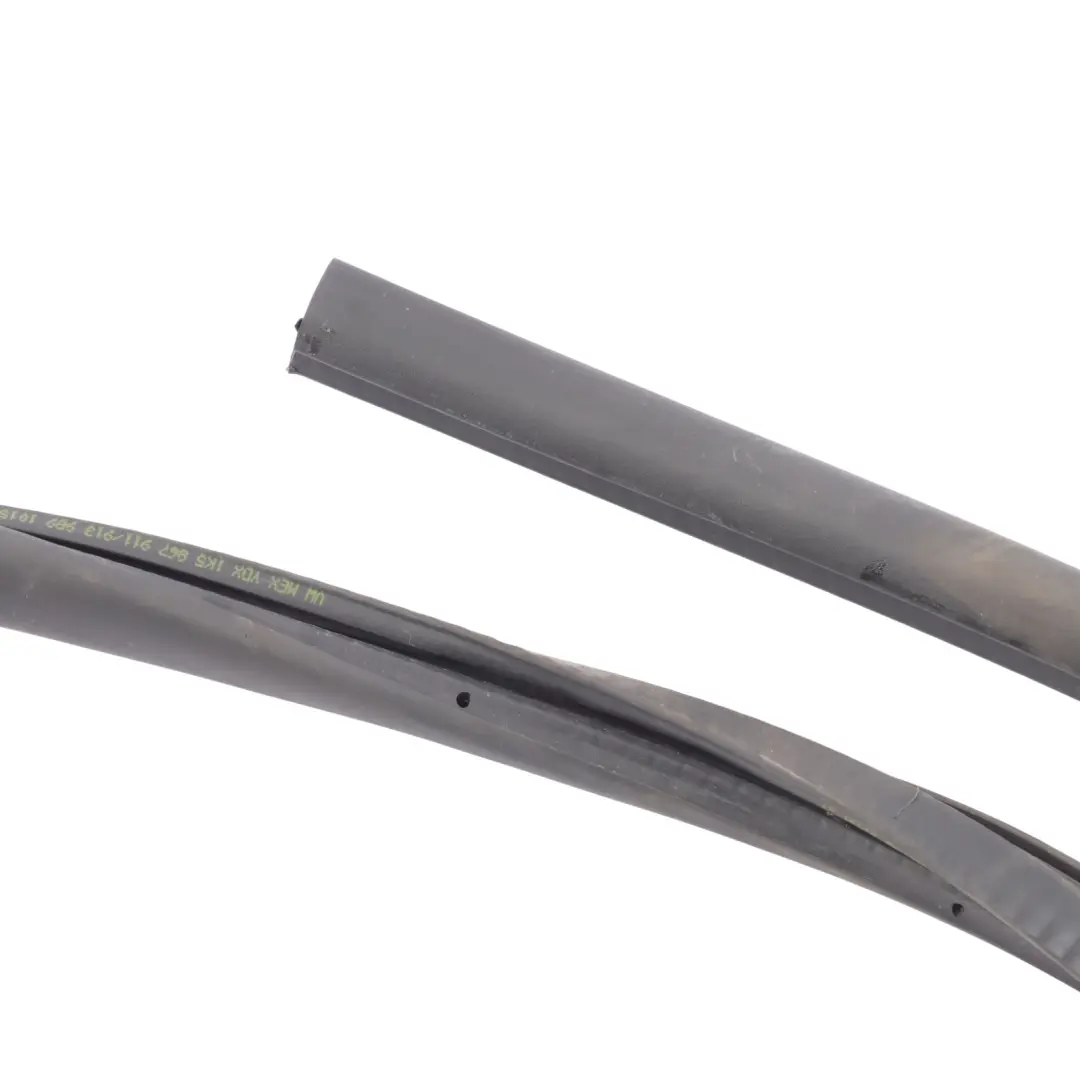 Mk6 Hintere Tür Dichtung Gummi Links Rechts für Volkswagen Golf Variant mit Teilenummer 1K9867913A Volkswagen Golf Variant Mk6 Hintere Tür Dichtung Gummi Links Rechts - SKU 1K9867913A - Teilenummer 1K9867913A