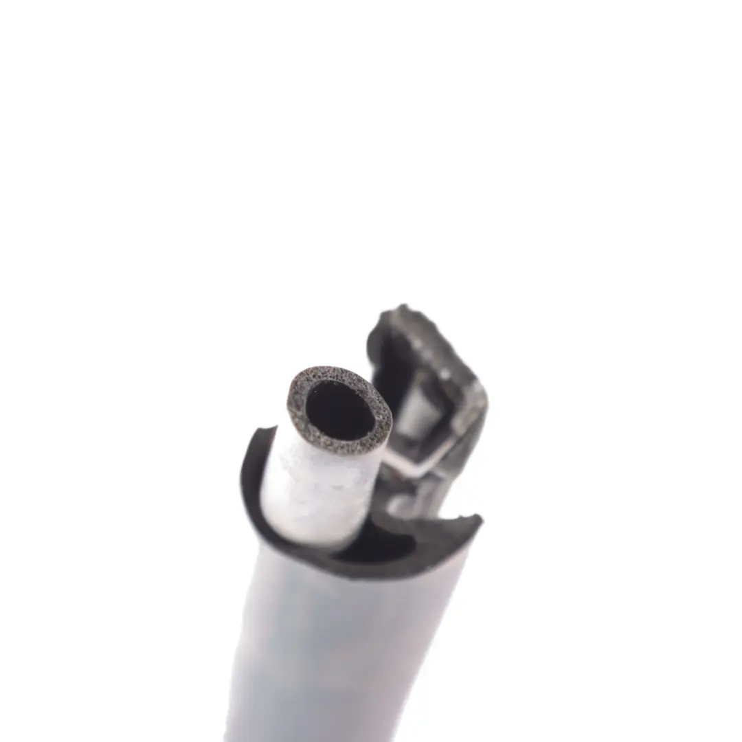 Mk6 Sello Puerta Trasera Goma Izquierda Derecha 1K5867911 para VW Golf Variant con número de pieza 1K9867913A VW Golf Variant Mk6 Sello Puerta Trasera Goma Izquierda Derecha 1K5867911 - SKU 1K9867913A - Número de pieza 1K9867913A