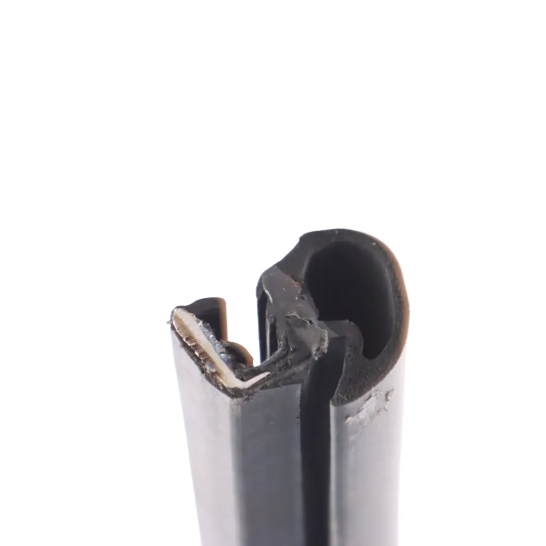 Mk6 Sello Puerta Trasera Goma Izquierda Derecha 1K5867911 para VW Golf Variant con número de pieza 1K9867913A VW Golf Variant Mk6 Sello Puerta Trasera Goma Izquierda Derecha 1K5867911 - SKU 1K9867913A - Número de pieza 1K9867913A