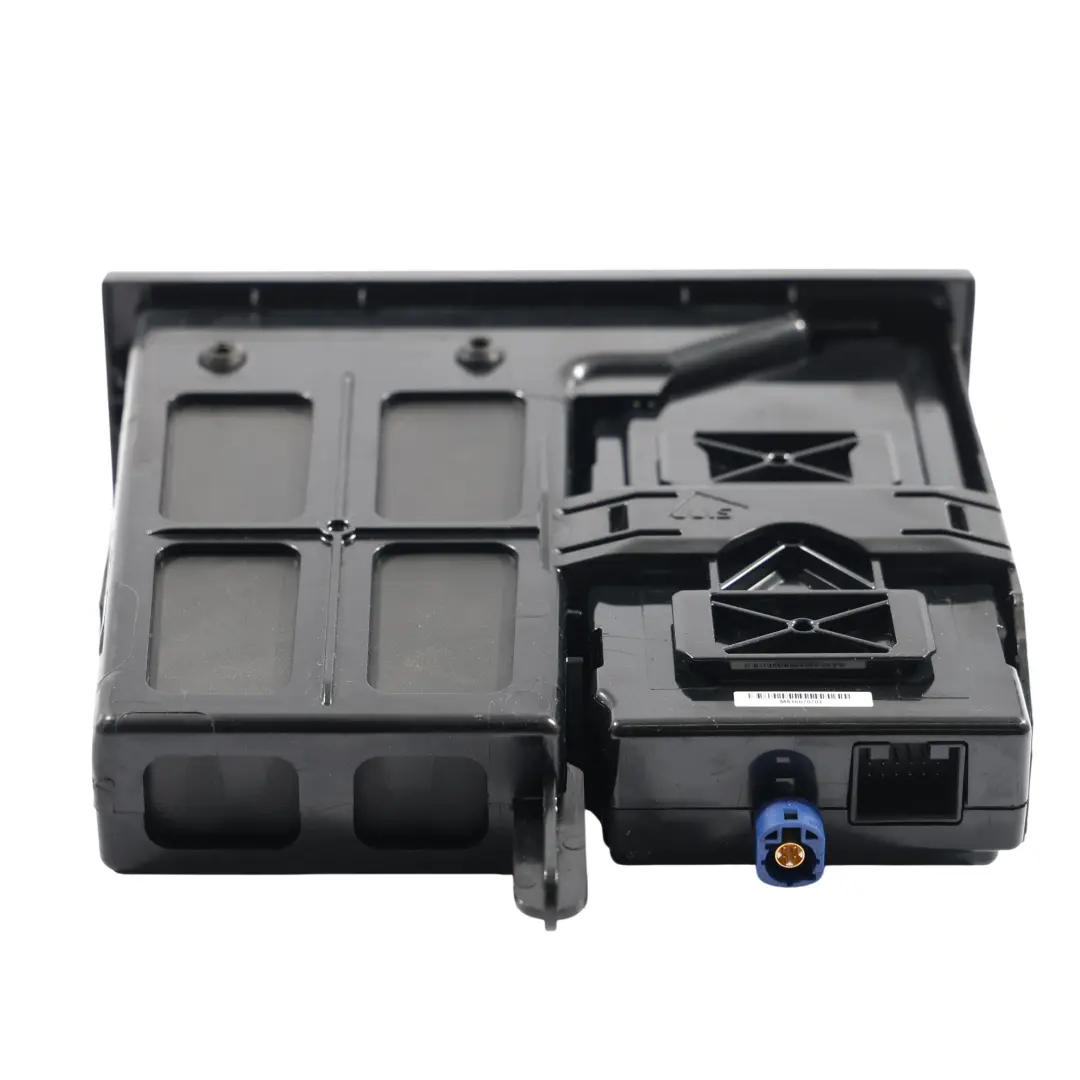 VW Volkswagen Scirocco MK3 Golf MK6 Armaturenbrett USB Buchse Stecker - SKU 1Q0035348B - Teilenummer 1Q0035348B