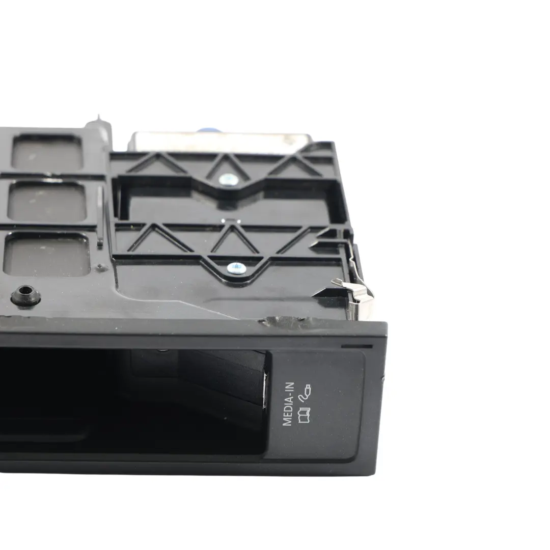 VW Volkswagen Scirocco MK3 Golf MK6 Dashboard USB Socket Port Plug - SKU 1Q0035348B - Part number 1Q0035348B