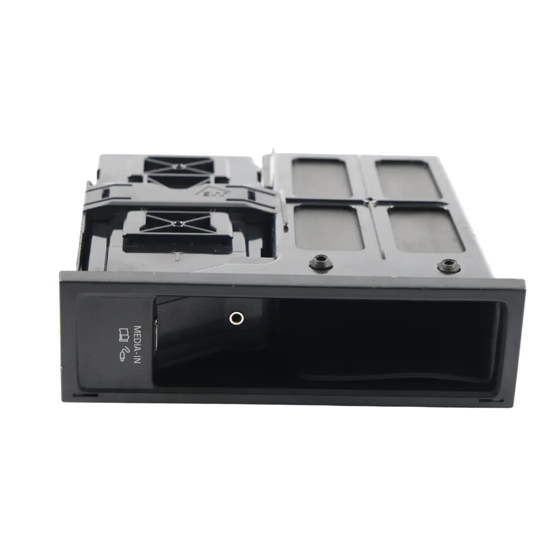 VW Volkswagen Scirocco MK3 Golf MK6 Prise USB Pour Tableau Bord - SKU 1Q0035348B - Numéro de pièce 1Q0035348B