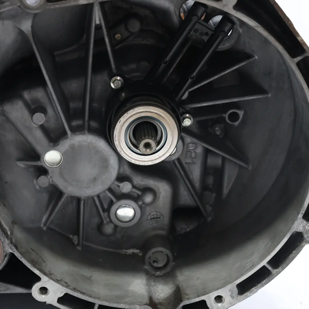 Mk6 1.0 GTDi Ecoboost Caja De Cambios Manual DV1R-7002-ABG GARANTÍA para Ford Fiesta con número de pieza 2067999 Ford Fiesta Mk6 1.0 GTDi Ecoboost Caja De Cambios Manual DV1R-7002-ABG GARANTÍA - SKU 2067999 - Número de pieza 2067999