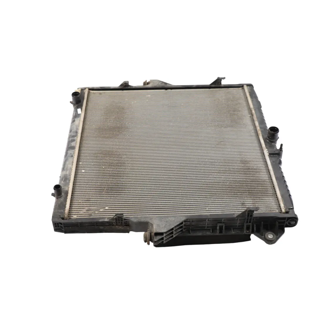 MK3 Radiador Motor Refrigerante Agua 2.2 Diesel EB3G-8005-D2A para Ford Ranger con número de pieza 2117280 Ford Ranger MK3 Radiador Motor Refrigerante Agua 2.2 Diesel EB3G-8005-D2A - SKU 2117280 - Número de pieza 2117280