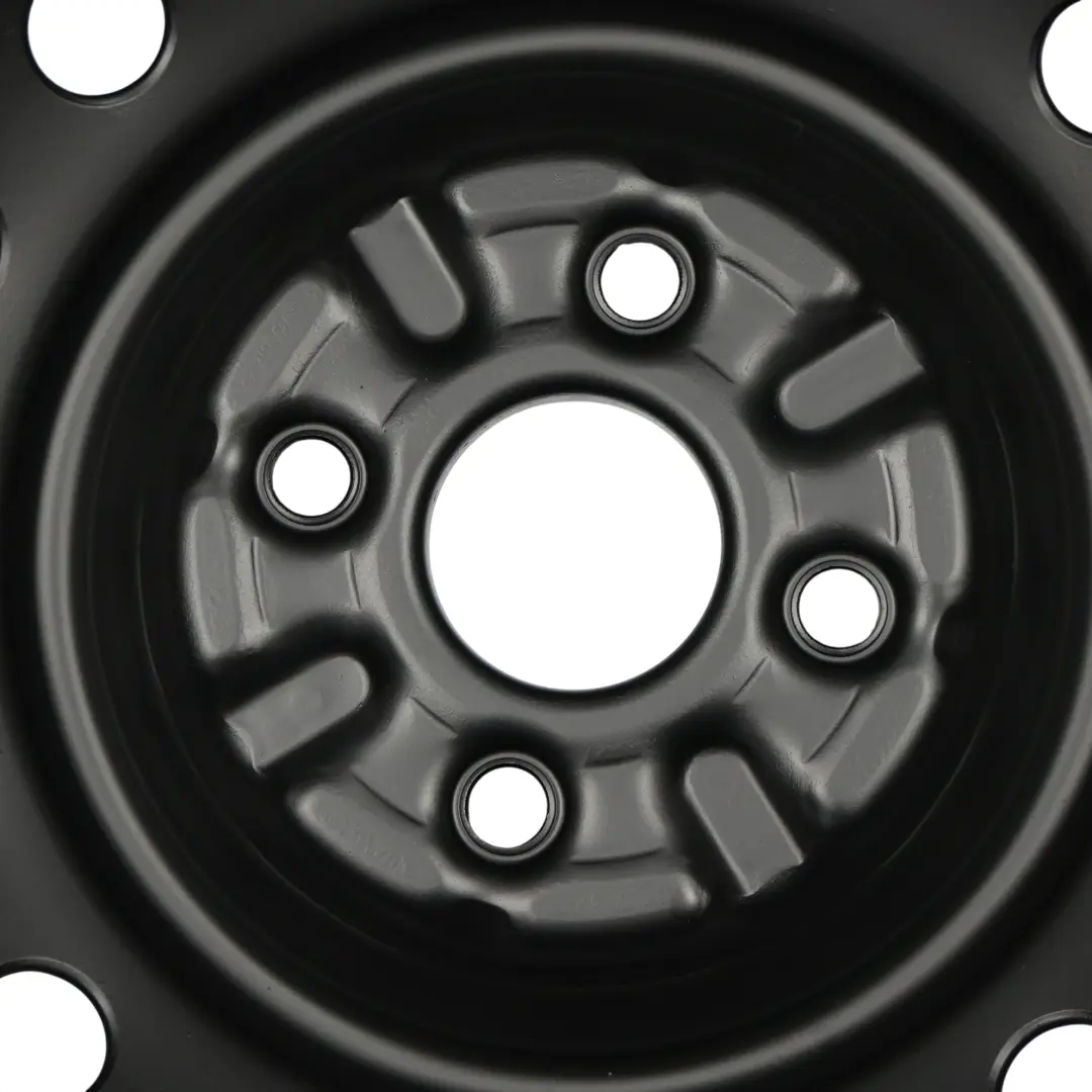 Jante En Acier Noir 14" 5,5J ET:45 pour Toyota à propos du numéro de pièce 2140661 Toyota Jante En Acier Noir 14" 5,5J ET:45 - SKU 2140661 - Numéro de pièce 2140661