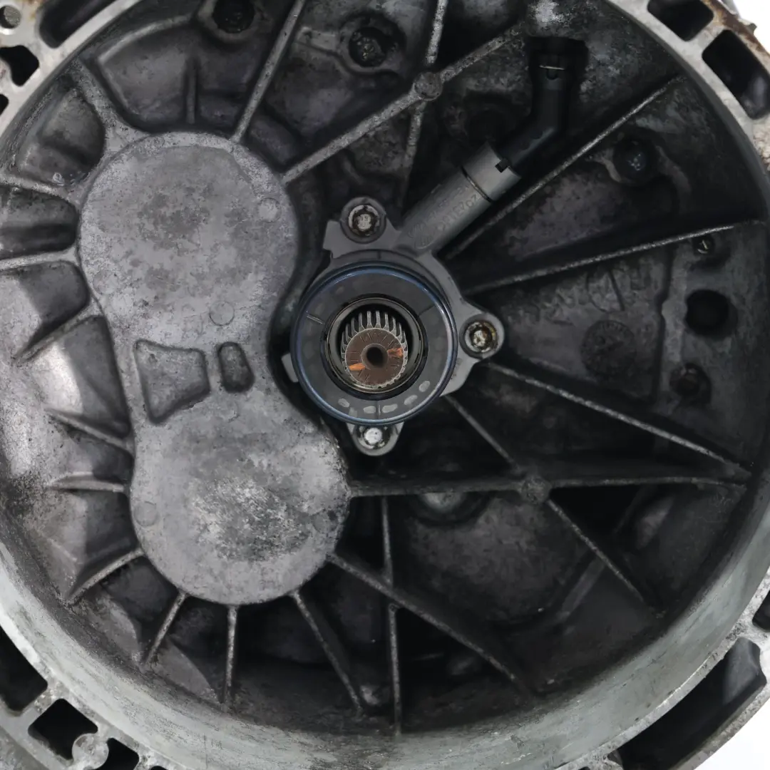 Mk8 2.0 EcoBlue C Manual Gearbox 6 Speed GK3R-7002-LGA WARRANTY to Ford Transit with Part number 2225573 Ford Transit Mk8 2.0 EcoBlue C Manual Gearbox 6 Speed GK3R-7002-LGA WARRANTY - SKU 2225573 - Part number 2225573