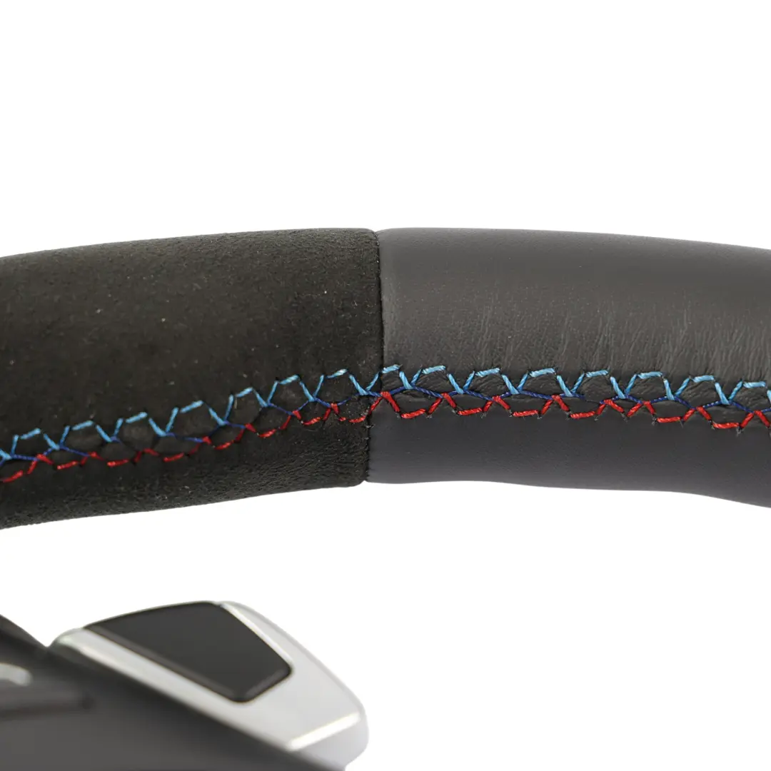 NOUVEAU Volant M Sport en Cuir Noir avec Palettes pour BMW E60 E61 E63 E64 LCI à propos du numéro de pièce 2283947 BMW E60 E61 E63 E64 LCI NOUVEAU Volant M Sport en Cuir Noir avec Palettes - SKU 2283947-1 - Numéro de pièce 2283947