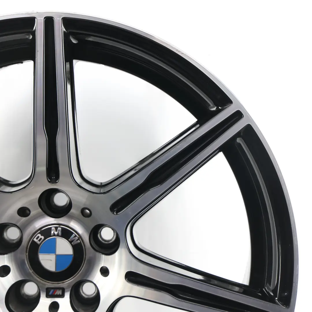 Tylna Felga Aluminiowa Jet Black 20" 10J ET:34 30 Lat M5 do BMW F10 M5 o numerze 2284851 BMW F10 M5 Tylna Felga Aluminiowa Jet Black 20" 10J ET:34 30 Lat M5 - SKU 2284851-1 - Numer Części 2284851