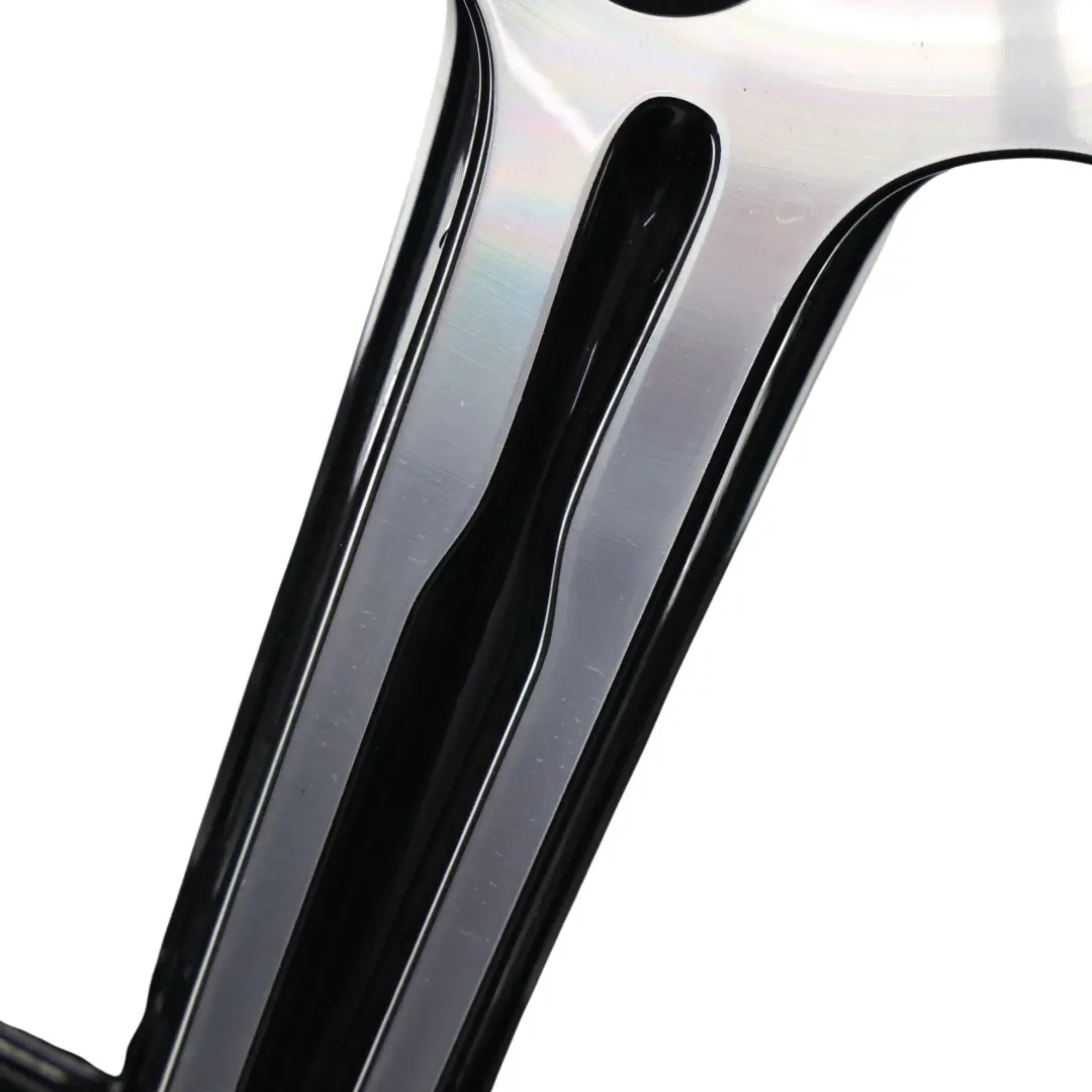 Jet Black Cerchio Posteriore Lega 20" 10J ET:34 30 Anni M5 per BMW F10 M5 con numero di parte 2284851 BMW F10 M5 Jet Black Cerchio Posteriore Lega 20" 10J ET:34 30 Anni M5 - SKU 2284851-2 - Numero di parte 2284851