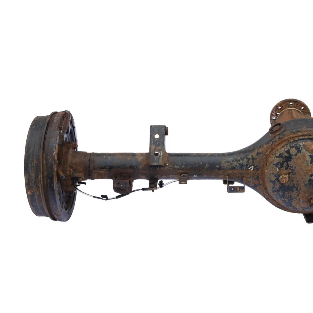 Dyferencjał Tylny Tył 3.55 AB39-4001-BBE do Ford Ranger 2.2 TDCI o numerze 2362772 Ford Ranger 2.2 TDCI Dyferencjał Tylny Tył 3.55 AB39-4001-BBE - SKU 2362772 - Numer Części 2362772