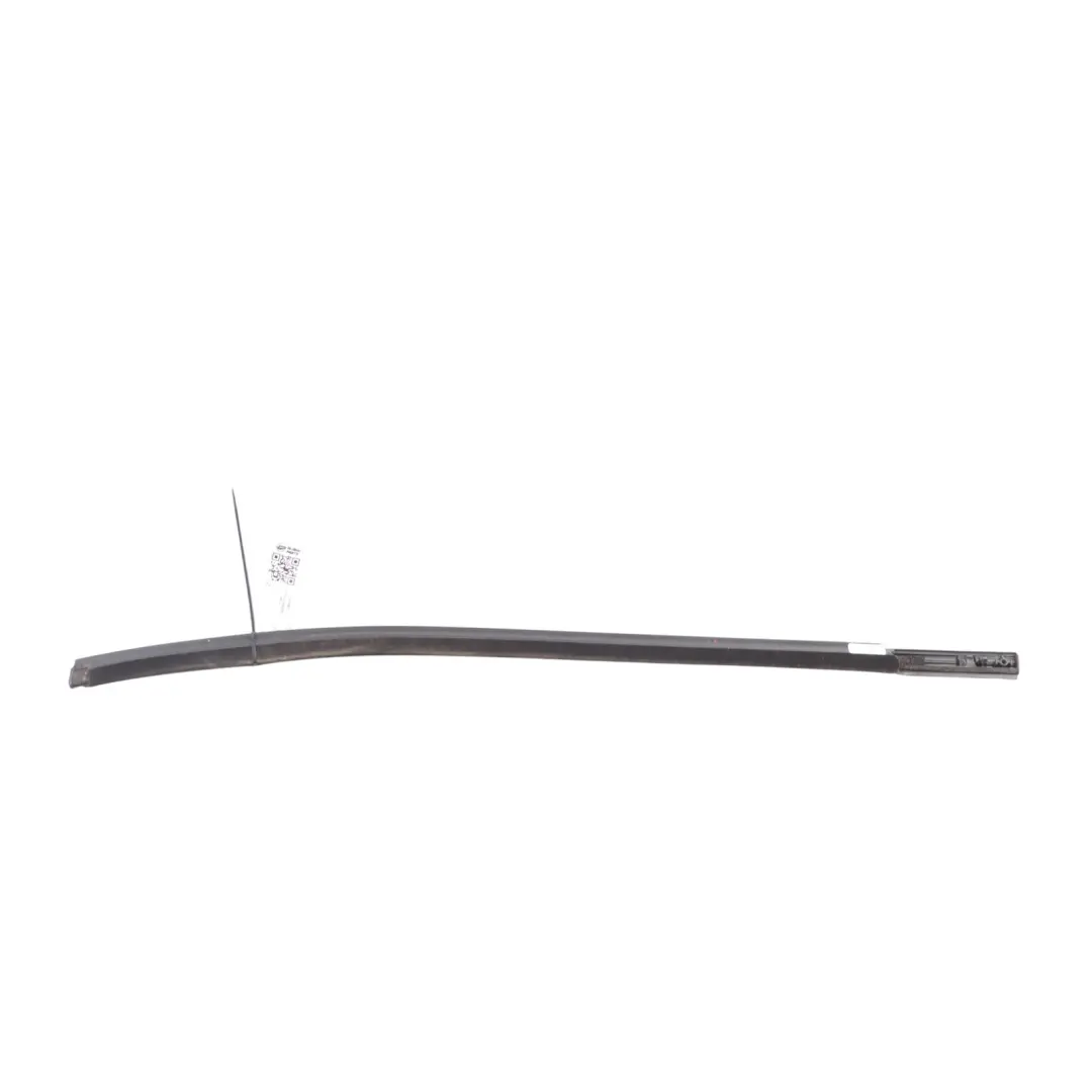 MK3 Guarnizione Finestrino Posteriore Destro AB39-26246A32-AG per Ford Ranger con numero di parte 2450987 Ford Ranger MK3 Guarnizione Finestrino Posteriore Destro AB39-26246A32-AG - SKU 2450987 - Numero di parte 2450987