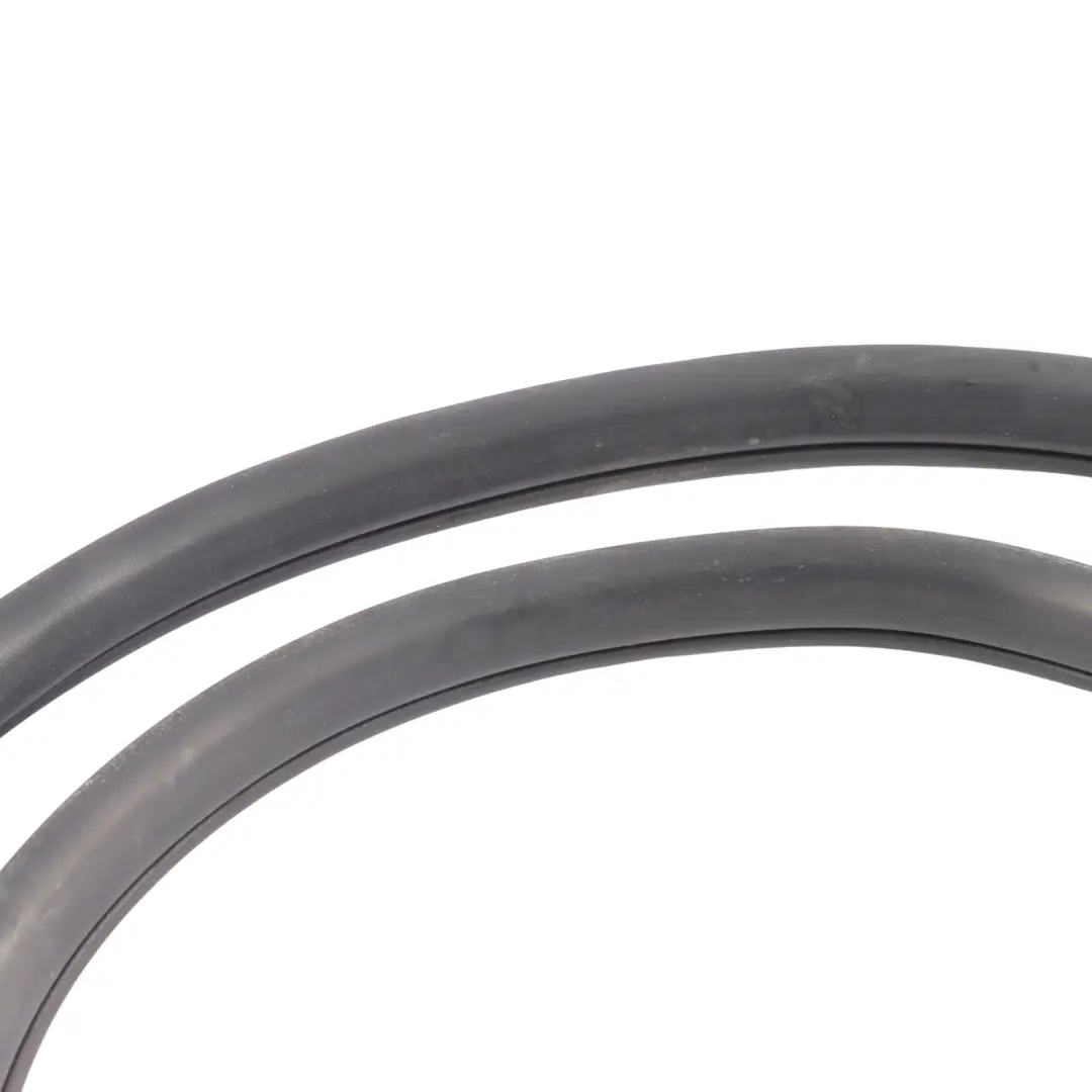 Ford Ranger Mk3 Door Window Seal Rubber Gasket Front Left N/S EB3B-2625824-AB - SKU 2510241 - Part number 2510241