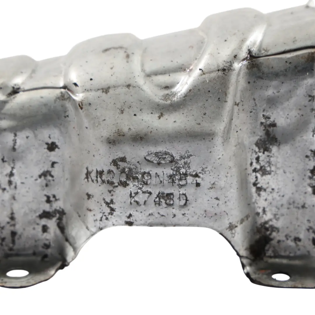 Osłona Termiczna Kolektora Wydechowego KK2Q-9N454-AA do Ford Transit Custom o numerze 2547927 Ford Transit Custom Osłona Termiczna Kolektora Wydechowego KK2Q-9N454-AA - SKU 2547927 - Numer Części 2547927