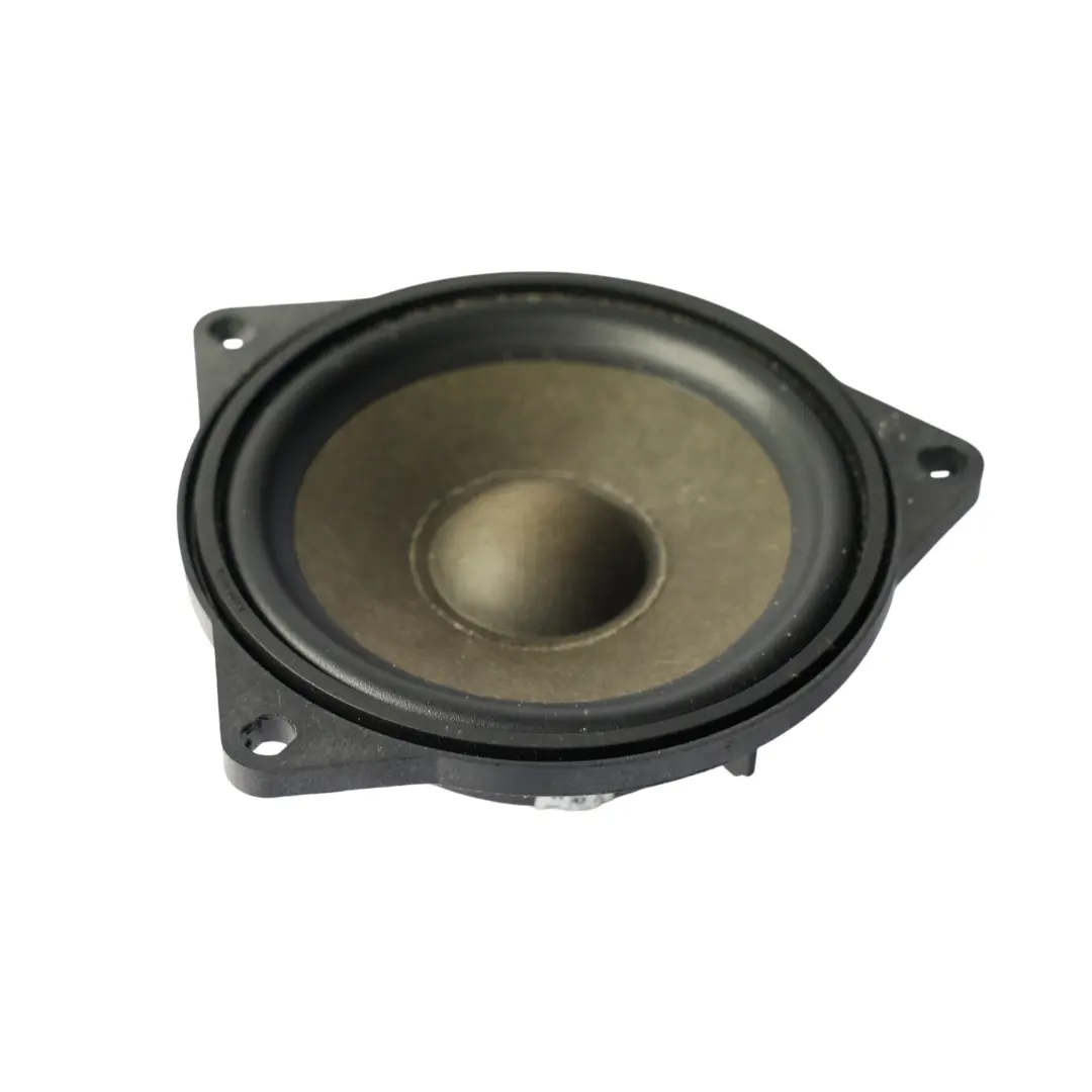 Głośnik Średniotonowy Góra do BMW X3 G01 X4 G02 X5 G05 X6 G06 X7 G07 o numerze 2622517 BMW X3 G01 X4 G02 X5 G05 X6 G06 X7 G07 Głośnik Średniotonowy Góra - SKU 2622517 - Numer Części 2622517