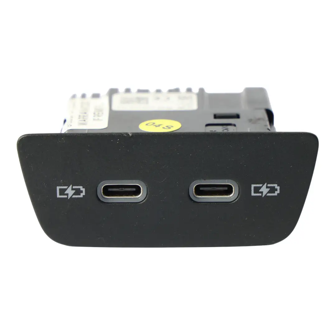 Mk8 Presa Di Corrente USB-C Doppia Posteriore per Volkswagen T-Roc Golf con numero di parte 2G6035954 Volkswagen T-Roc Golf Mk8 Presa Di Corrente USB-C Doppia Posteriore - SKU 2G6035954 - Numero di parte 2G6035954