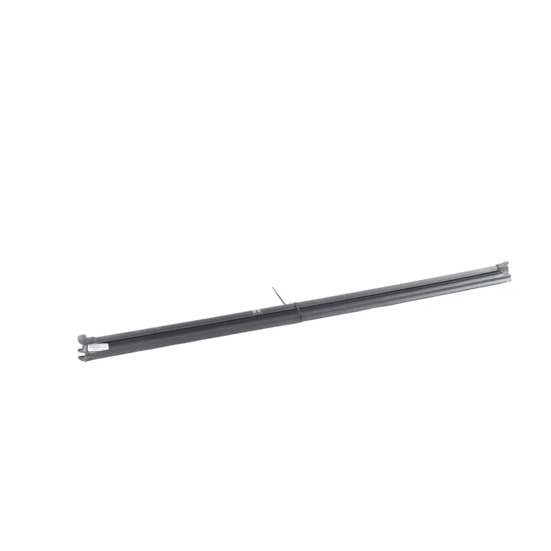 Guarnizione Finestrino Posteriore Destra per Volkswagen T-Roc R A11 con numero di parte 2GA839480B Volkswagen T-Roc R A11 Guarnizione Finestrino Posteriore Destra - SKU 2GA839480B - Numero di parte 2GA839480B