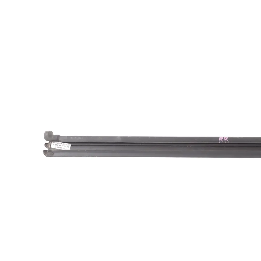 Guarnizione Finestrino Posteriore Destra per Volkswagen T-Roc R A11 con numero di parte 2GA839480B Volkswagen T-Roc R A11 Guarnizione Finestrino Posteriore Destra - SKU 2GA839480B - Numero di parte 2GA839480B