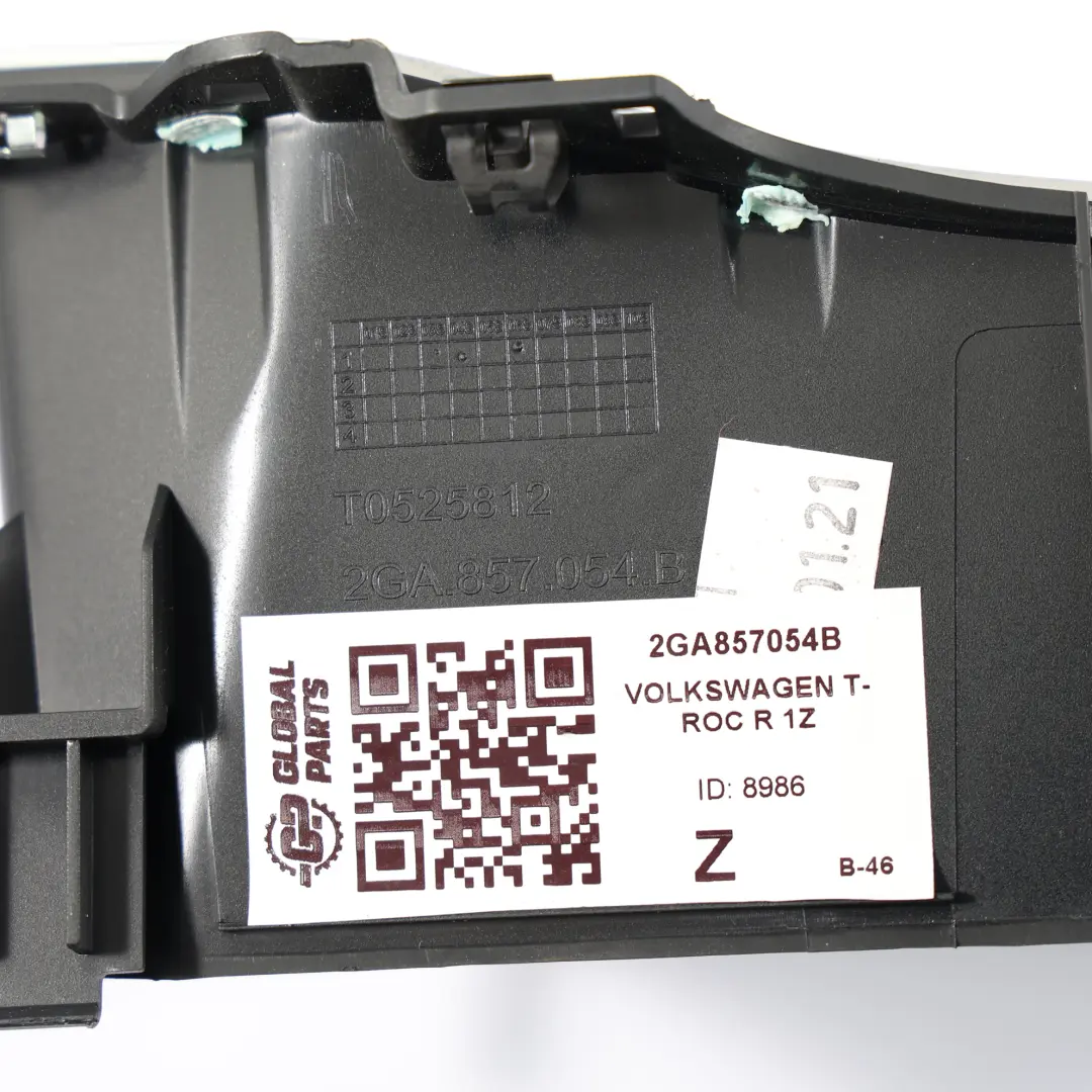 Osłona Obudowa Daszek Dekor Licznika do Volkswagen T-Roc A11 o numerze 2GA857054B Volkswagen T-Roc A11 Osłona Obudowa Daszek Dekor Licznika - SKU 2GA857054B - Numer Części 2GA857054B