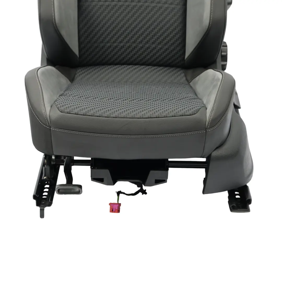 R-Line Asiento Delantero Izquierdo Velour Tela Negro Gris para Volkswagen T-Roc con número de pieza 2GA881805BR Volkswagen T-Roc R-Line Asiento Delantero Izquierdo Velour Tela Negro Gris - SKU 2GA881805BR-1 - Número de pieza 2GA881805BR