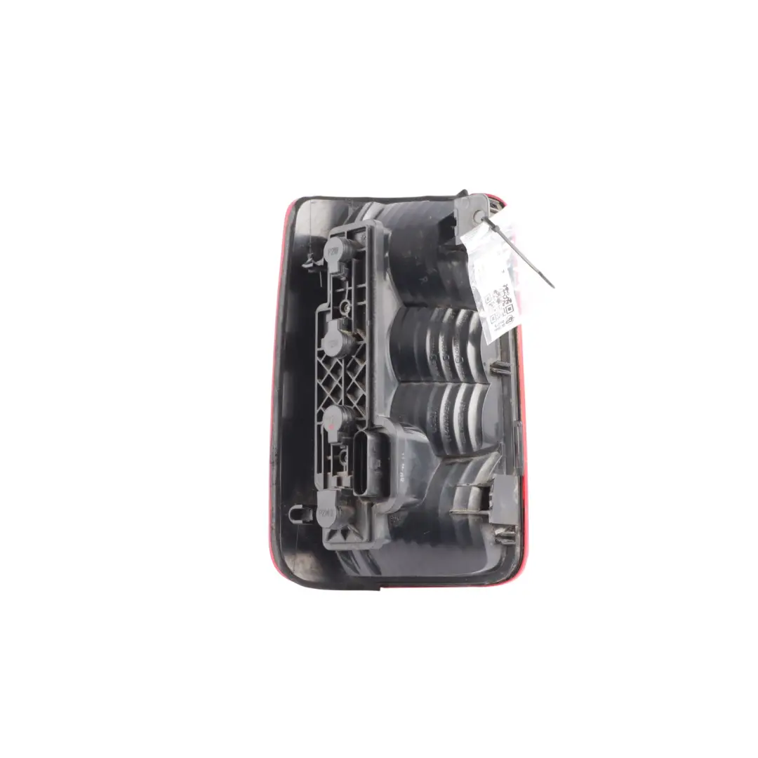 2K Rear Outer Tail Light Lamp Right O/S to VW Volkswagen Caddy Maxi with Part number 2K0945112K VW Volkswagen Caddy Maxi 2K Rear Outer Tail Light Lamp Right O/S - SKU 2K0945112K - Part number 2K0945112K