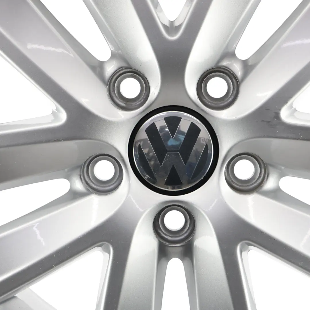 2K Silberne Leichtmetallfelge Alufelge 15" 6J ET:47 für Volkswagen Caddy mit Teilenummer 2K5601025 Volkswagen Caddy 2K Silberne Leichtmetallfelge Alufelge 15" 6J ET:47 - SKU 2K5601025-2 - Teilenummer 2K5601025