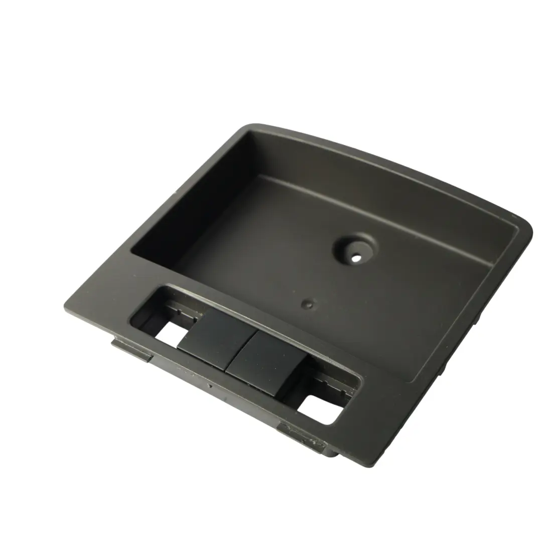 2K Mk3 Vassoio Portaoggetti Console per VW Volkswagen Touran Caddy con numero di parte 2K6863284 VW Volkswagen Touran Caddy 2K Mk3 Vassoio Portaoggetti Console - SKU 2K6863284 - Numero di parte 2K6863284