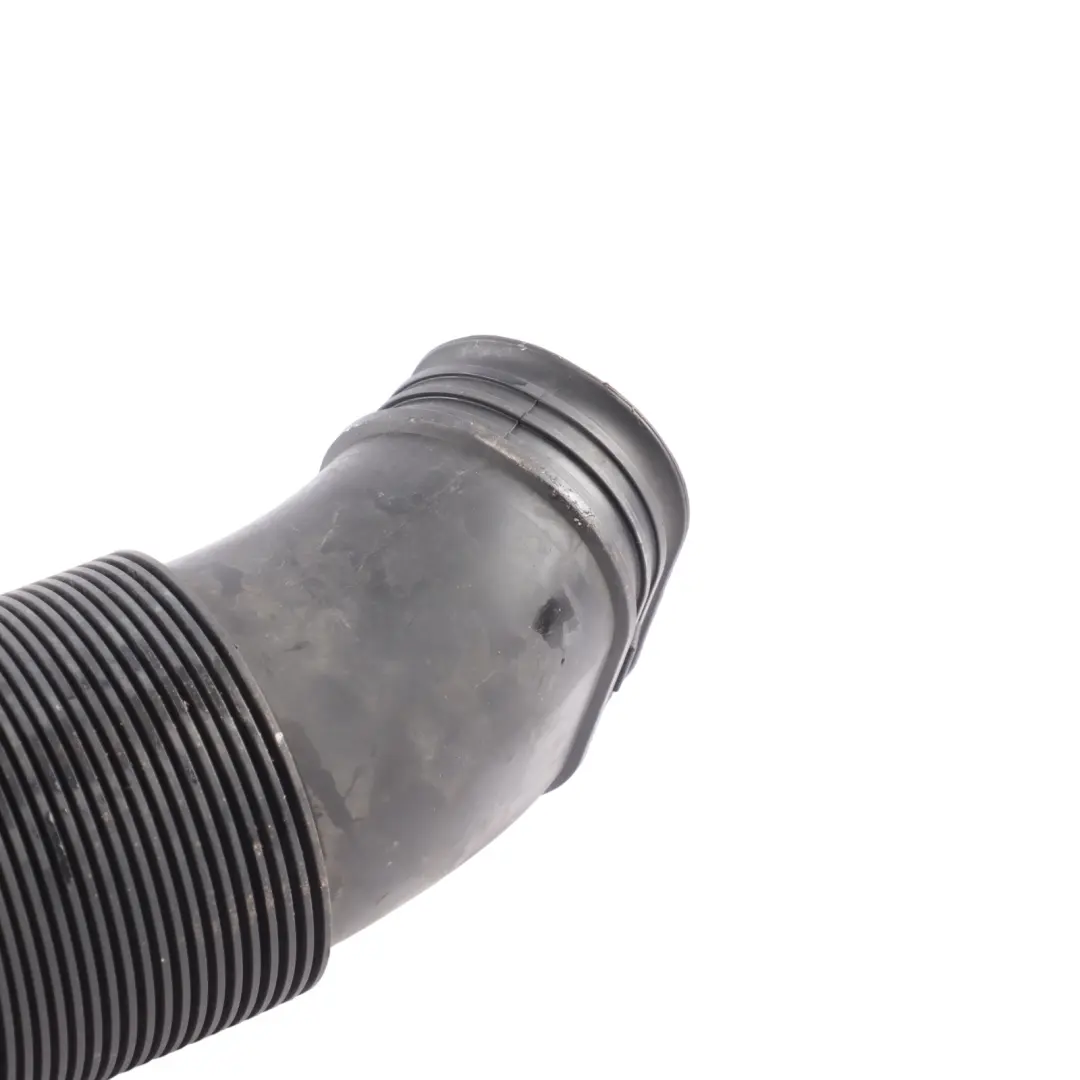 Intake Pipe Hose Line 2.0 TDI to Volkswagen Crafter SY Air with Part number 2N0129618 Volkswagen Crafter SY Air Intake Pipe Hose Line 2.0 TDI - SKU 2N0129618 - Part number 2N0129618