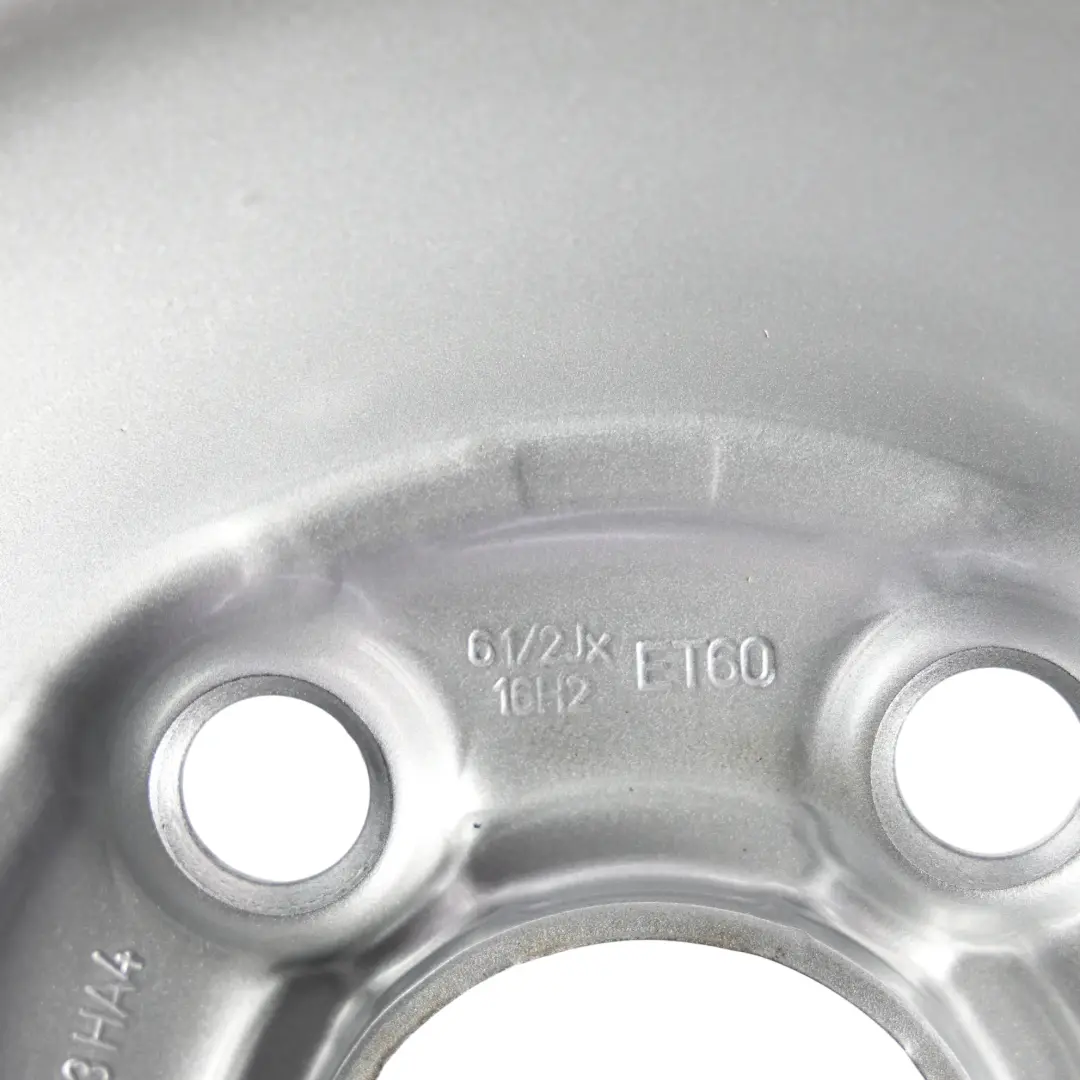 Silber Stahlfelge 16" 6.5J ET:60 für Volkswagen Crafter SY mit Teilenummer 2N0601027L Volkswagen Crafter SY Silber Stahlfelge 16" 6.5J ET:60 - SKU 2N0601027L-1 - Teilenummer 2N0601027L