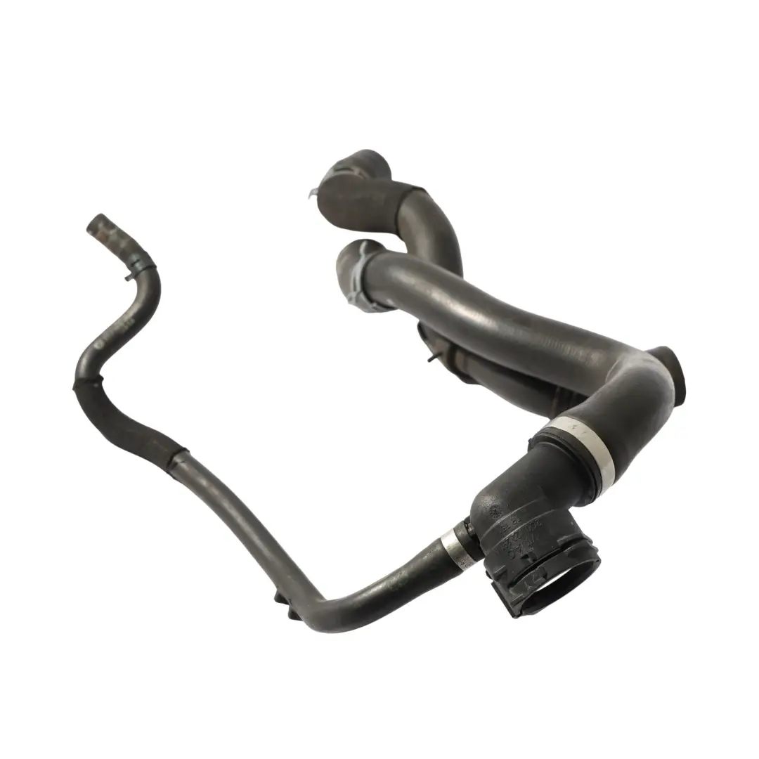 Wasser Kühlmittel Schlauch 1.0 TFSI für Seat Arona KJ7 Skoda Scala NW1 mit Teilenummer 2Q0121049CL Seat Arona KJ7 Skoda Scala NW1 Wasser Kühlmittel Schlauch 1.0 TFSI - SKU 2Q0121049CL - Teilenummer 2Q0121049CL