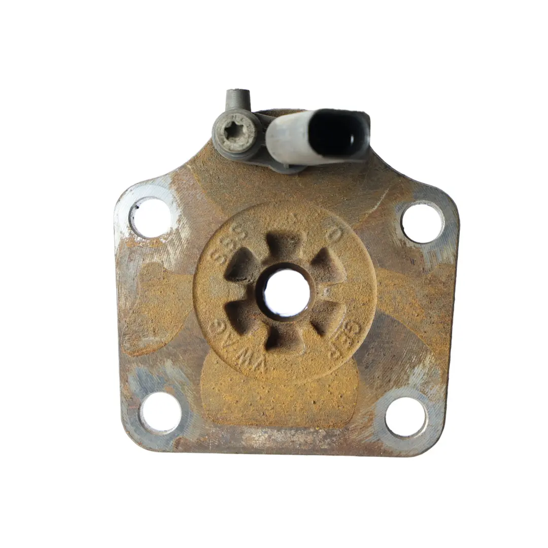 Seat Aron FR KJ7 Wheel Hub Mount Holder Rear Left N/S - SKU 2Q0501117C - Part number 2Q0501117C